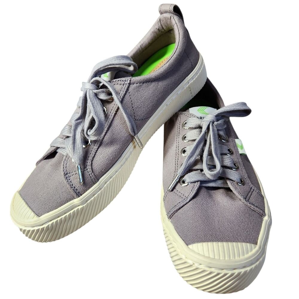 Cariuma OCA low Canvas sneakers gray women's size 6